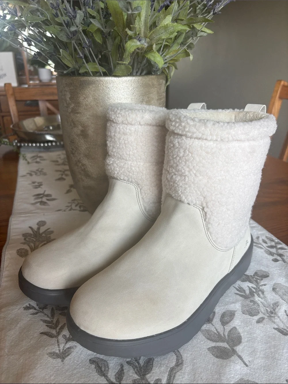JBU Cream Sherpa Cuff Winter Booties